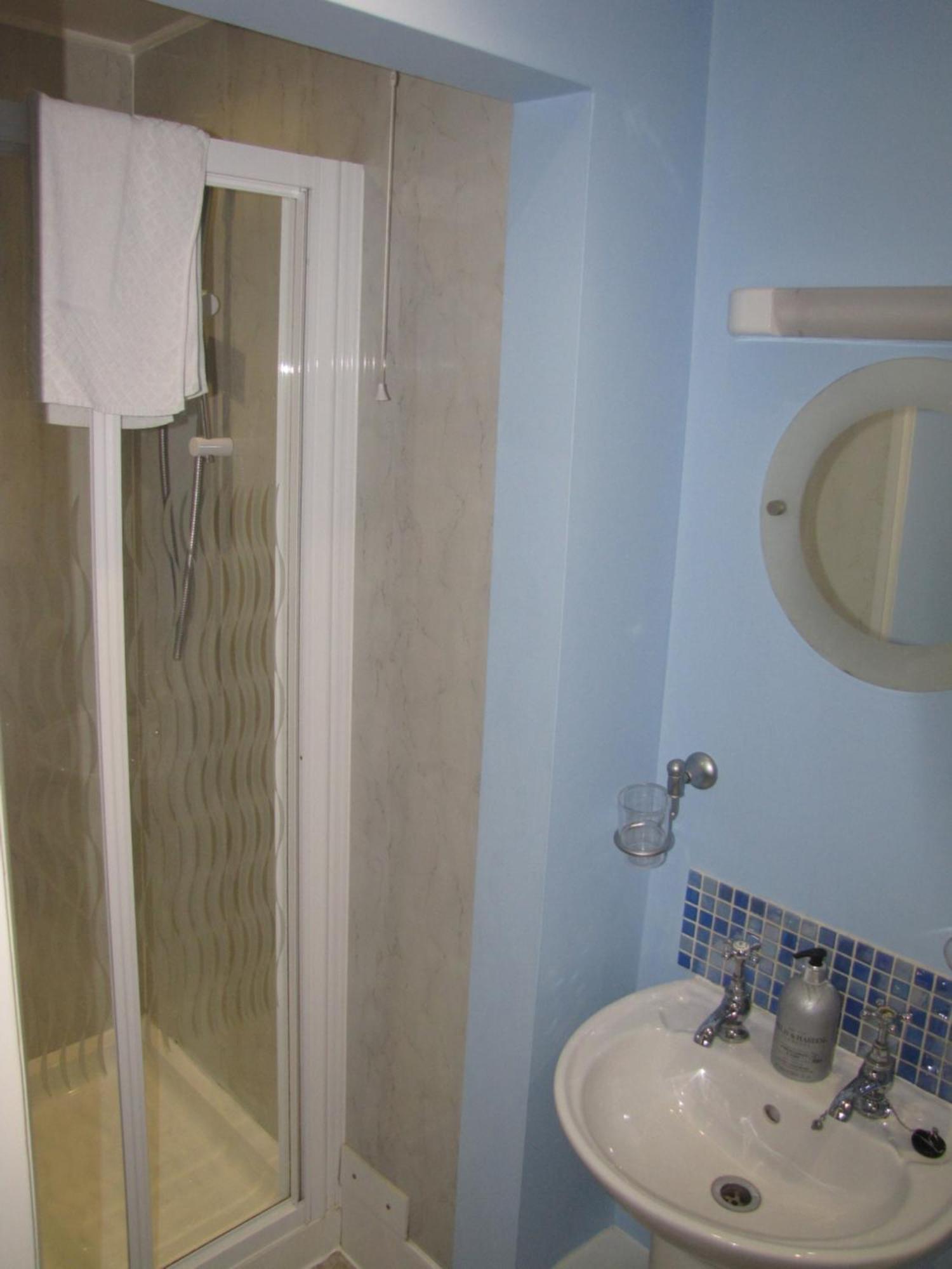 וויימות' Ashmira Guest House מראה חיצוני תמונה