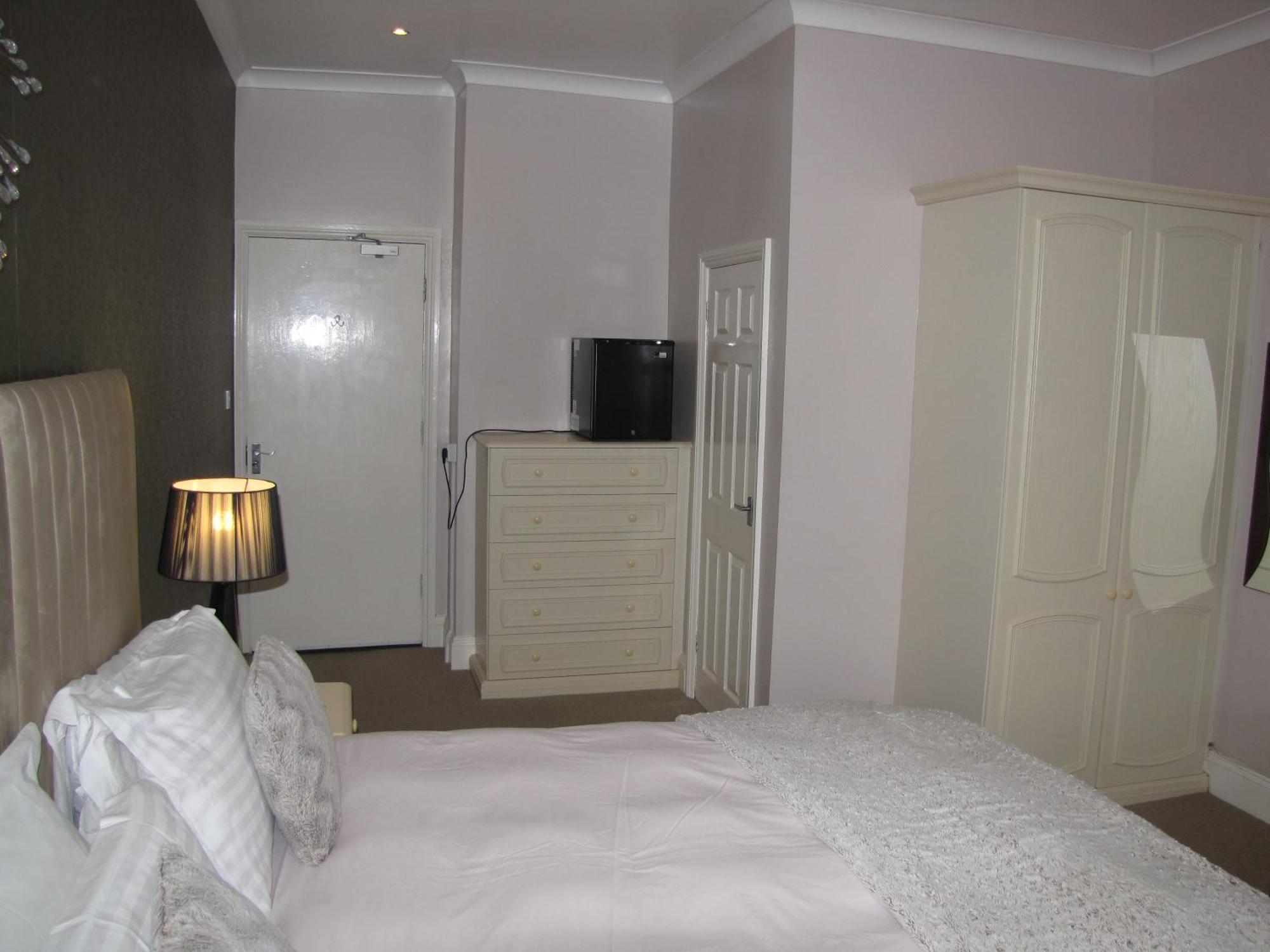וויימות' Ashmira Guest House מראה חיצוני תמונה