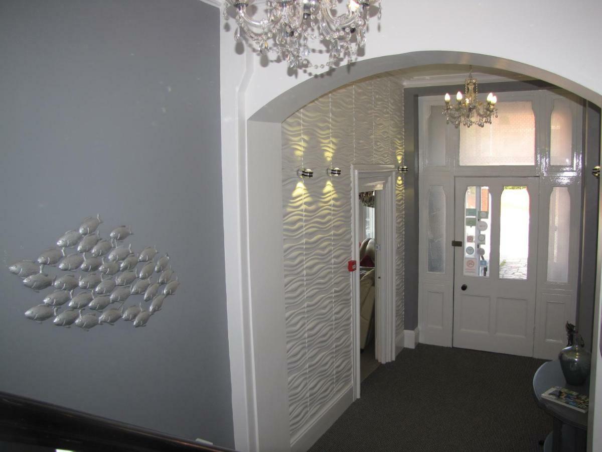 וויימות' Ashmira Guest House מראה חיצוני תמונה